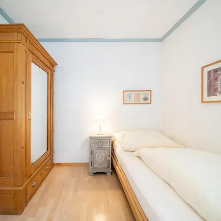 5302 Grosszeugige 3,5 Zimmer Mit Stilvoller Einrichtung Appartamento *
