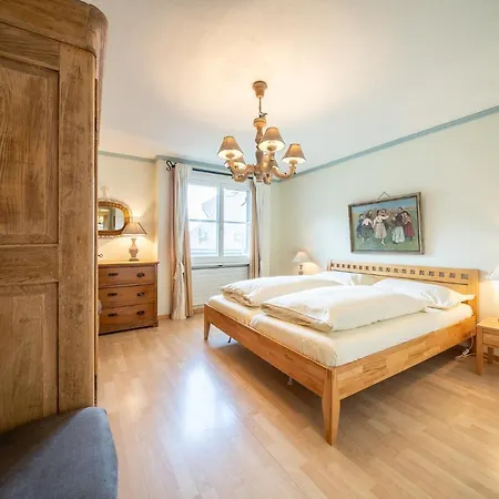 5302 Grosszeugige 3,5 Zimmer Mit Stilvoller Einrichtung